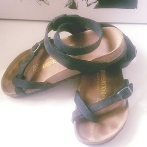 Women's Birkenstock Yara sandels size 36